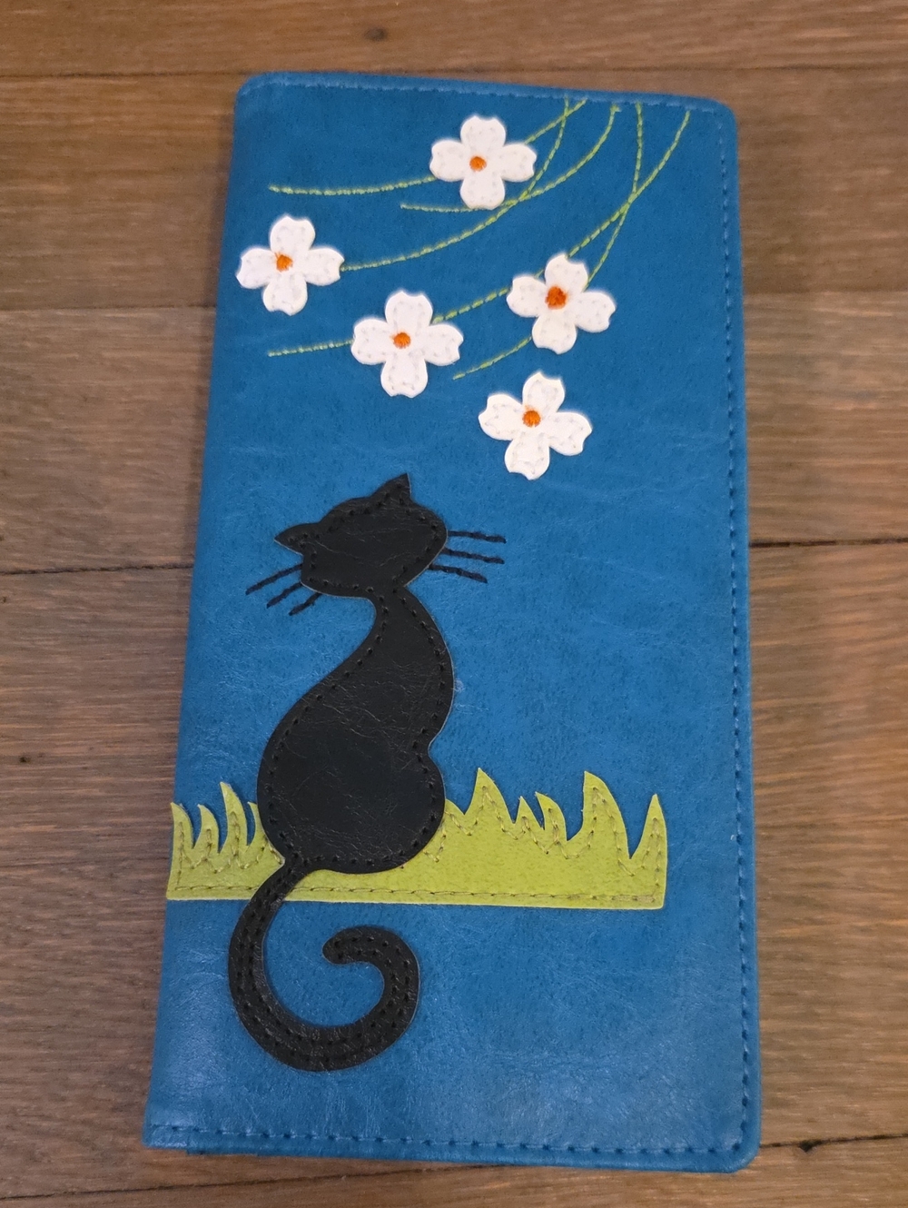 Lavishy Blue FloralCat Appliqué Wallet. NEW